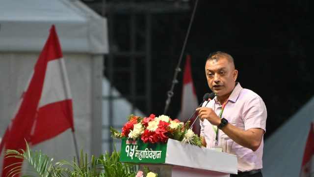 पत्रकार पक्राउ र धरपकडमा कांग्रेस सभापति थापाको वक्तव्य, ‘शाहीकालको निरंकुशताको झल्को’