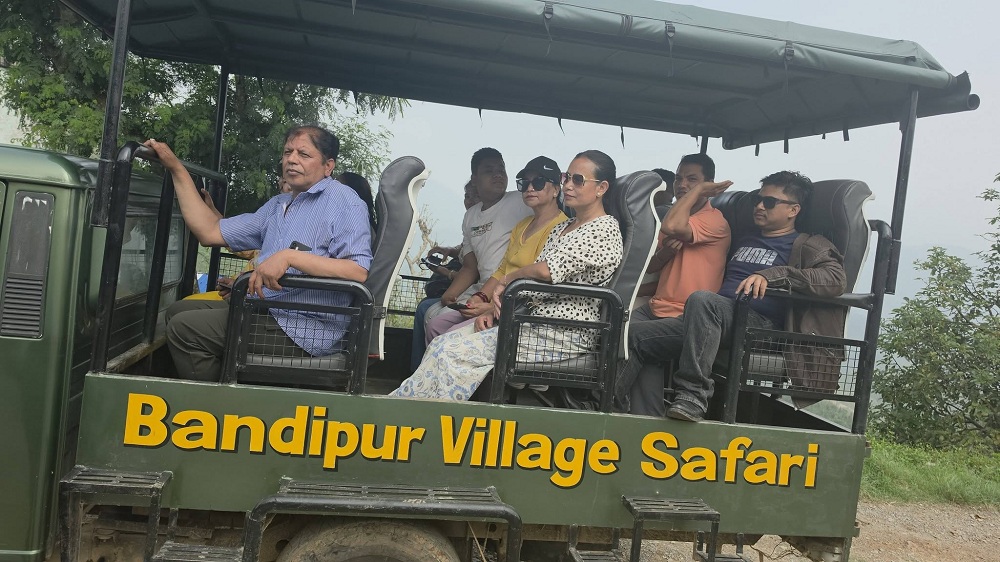 तनहुँका पर्यटकीय गन्तव्यलाई जीप सफारीमार्फत जोड्ने तयारी, आन्तरिक पर्यटक बढ्ने विश्वास