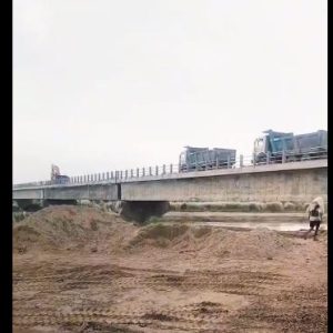 रौतहटमा लालबकैया नदीको पुल १२ वर्षमा तयार हुँदै, रुग्ण बनेको आयोजनामा कसरी भयो काम?