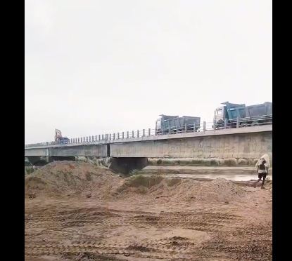 रौतहटमा लालबकैया नदीको पुल १२ वर्षमा तयार हुँदै, रुग्ण बनेको आयोजनामा कसरी भयो काम?