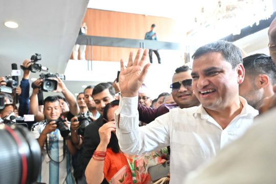 कांग्रेस महामन्त्रीमा प्रतिस्पर्धा रोचक हुने, दोहोरिन चाहेका प्रदीप पौडेलसँग को-को उत्रिए मैदानमा?