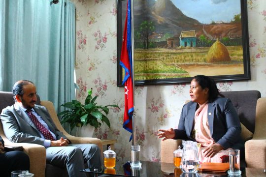 रासायनिक मल आपूर्तिमा कृषिमन्त्री चौधरीले मागिन् ओमानको सहयोग, ‘सहकार्य गरौं’