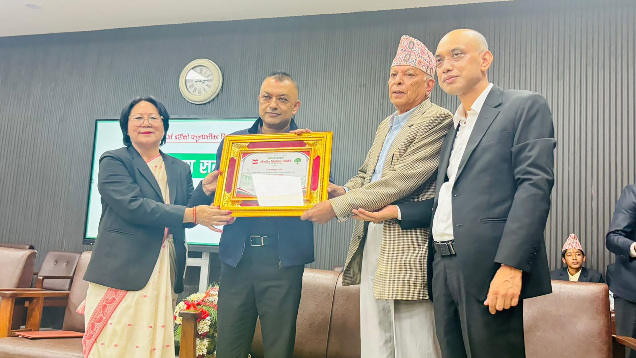 शपथपछि गगनको प्रतिबद्धता : नागरिकले विश्वास गर्ने सक्ने कांग्रेस बनाउँछु